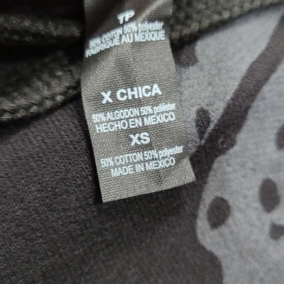 Spartan Women's Sweater - Picture 7 of 8